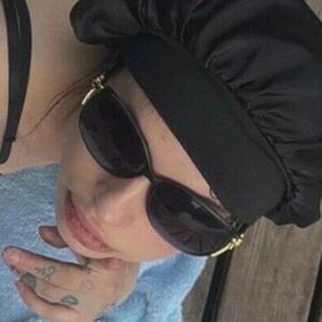 Nahkalaa hot model archive