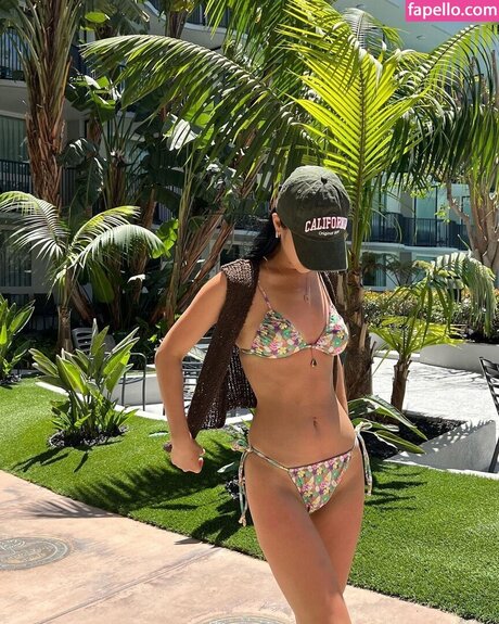 Chailee Son star top img