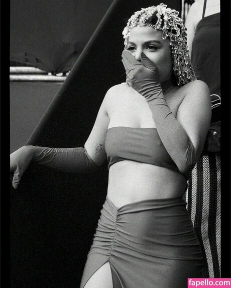 Clara Buarque free model pictures