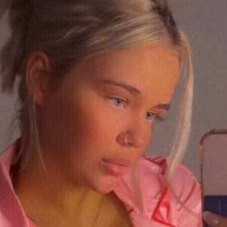 Lotus Petrie adult actress pics