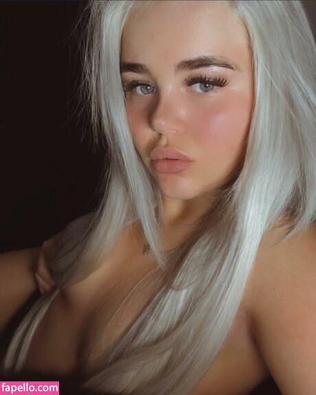 Lotus Petrie model top pic