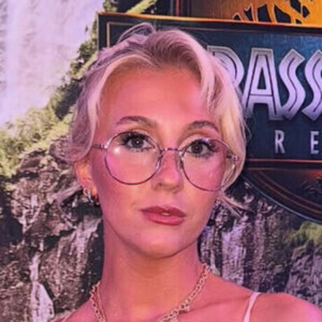 emwallbank model high quality images