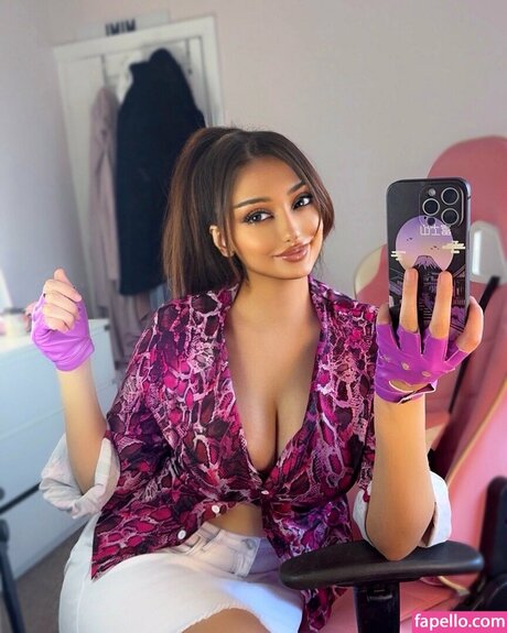 Iceymim pornstar exclusive images