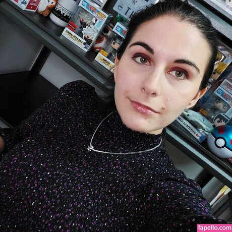 Allylotl free star picture