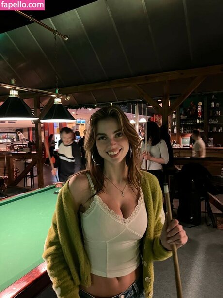 Charleen Weiss nude actress img