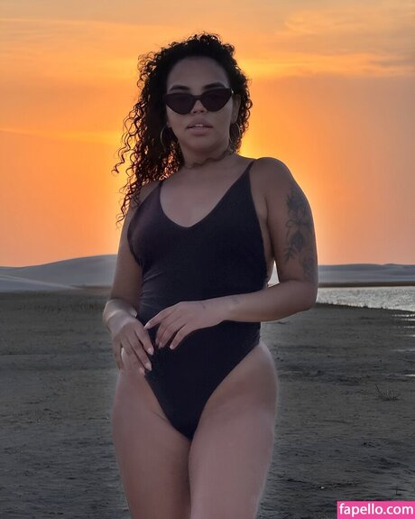 Giovanna Pitel erotic pornstar pic