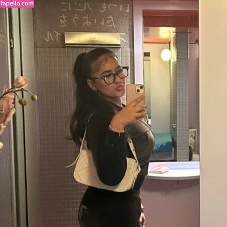 Pinkhealz Xyshams free actress pic