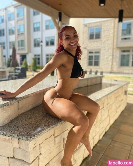 Avi babyyy actress photos