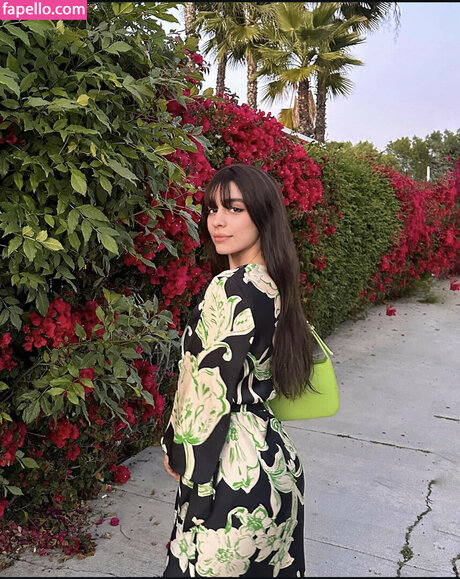 ayaattt model gallery