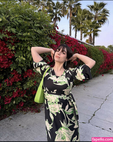 ayaattt star hot image