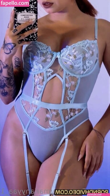 Marian Y Ya erotic actress photos