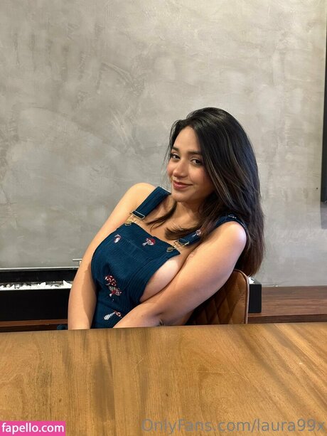 Laura3 3 nice model pictures