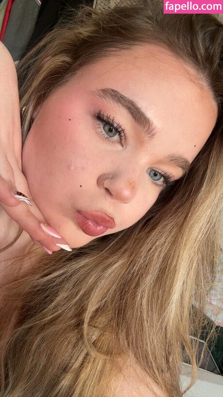 Dulyiis high quality actress images