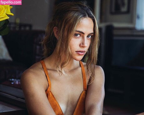Charlotte Mckee nude star archive