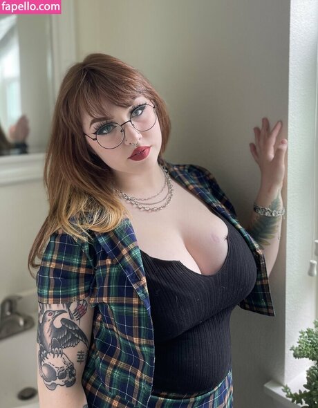 ReaganLeRoux pornographic star pics