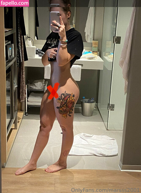 Mars 2001 star nude image