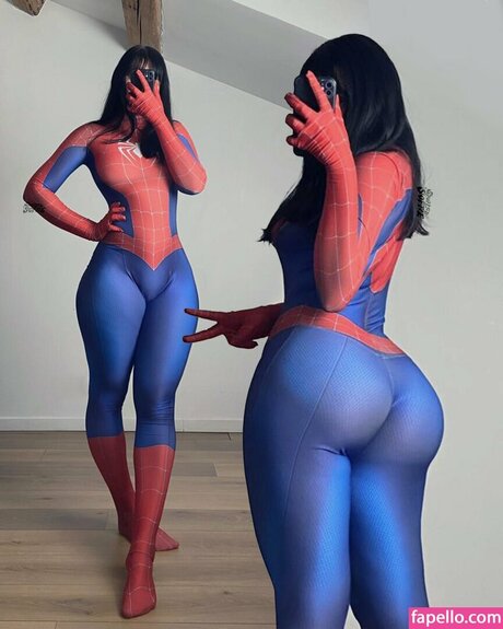 SpoiledSoftie free model picture