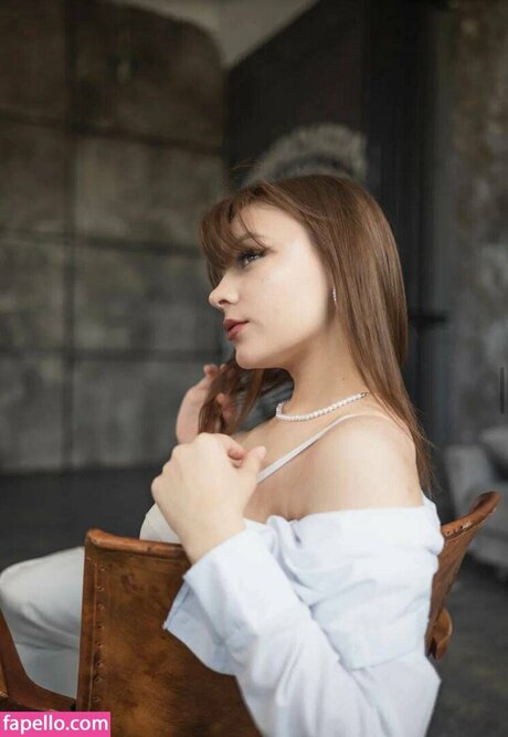 SelenaDearden art pornstar galleries