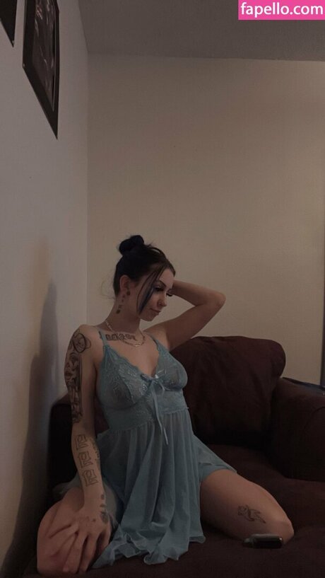 blue skyy21 model hot pictures