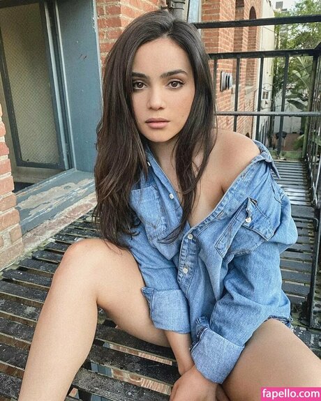 Andrea Londo nude model photo