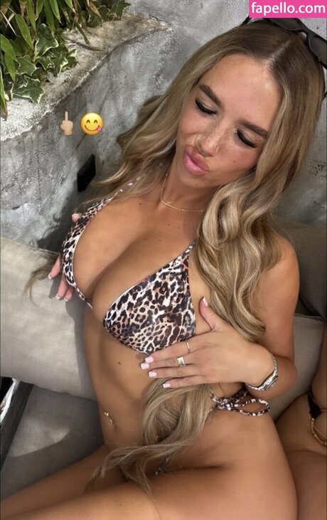 Francesca Martin model best pic