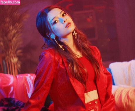 Nikki Hahn nice star pics