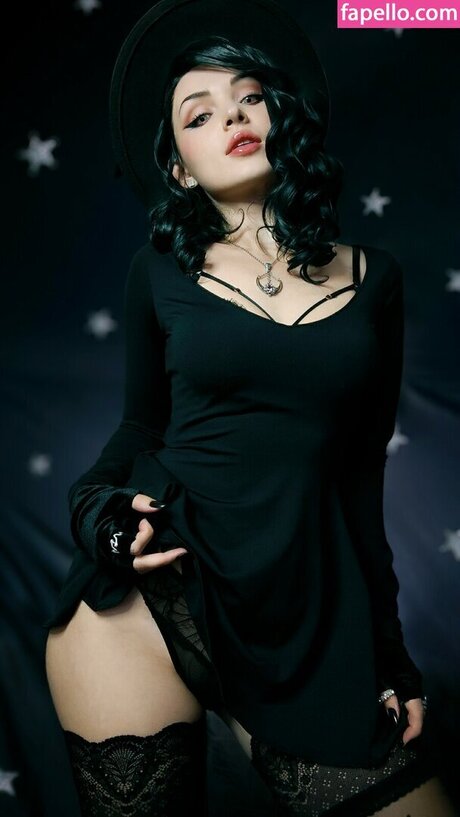 etacarinae_ pornstar hot images