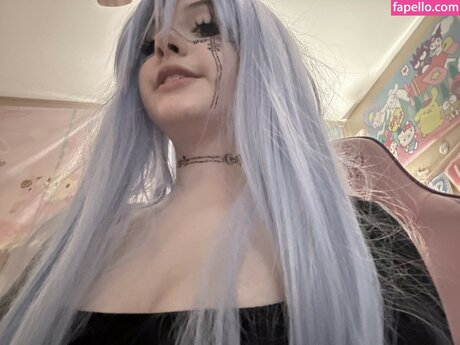 mewingava hot model photo