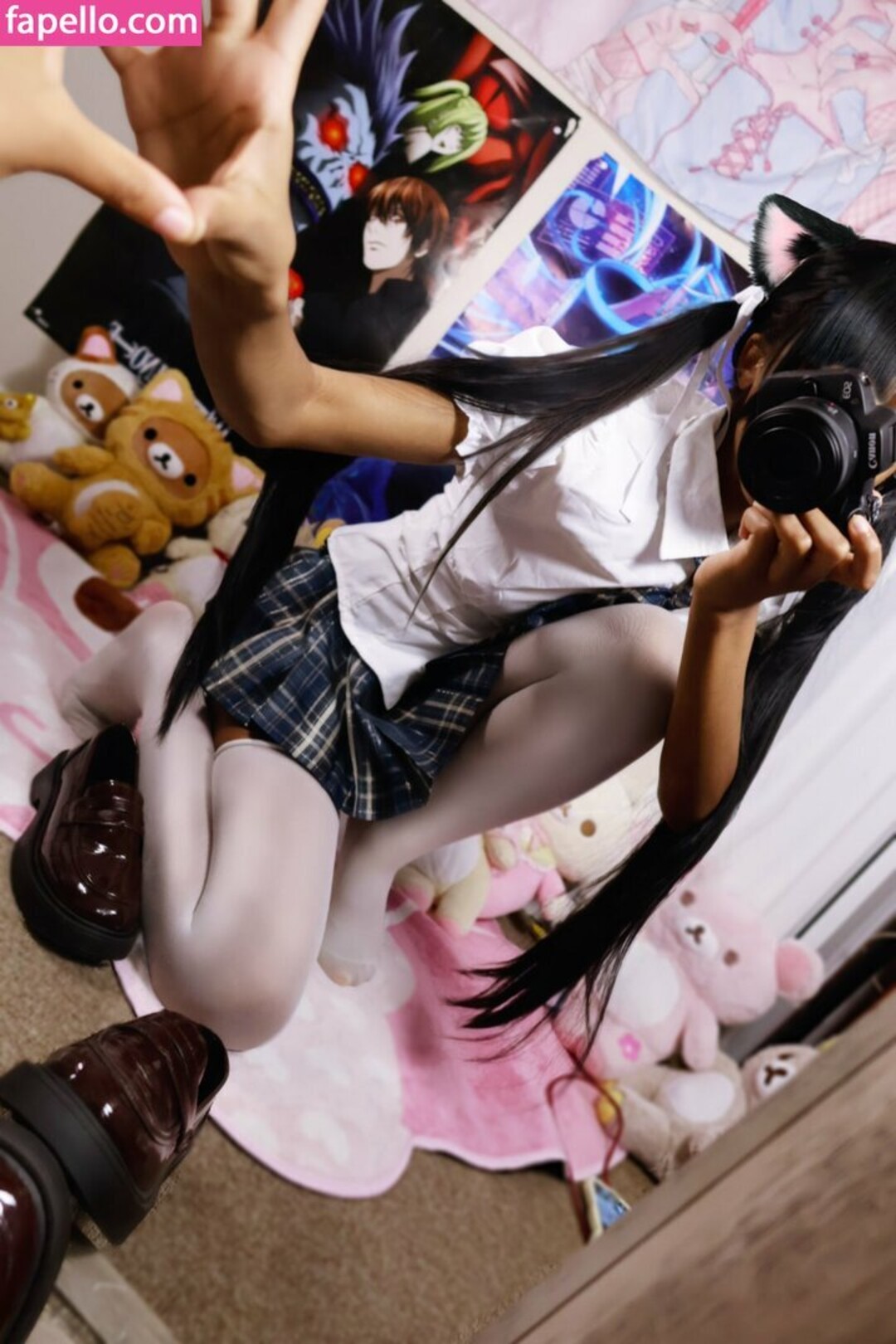 ShesnothingSpecial free actress pictures