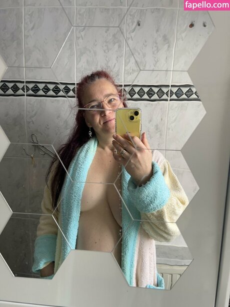 Margret Brown star high quality images