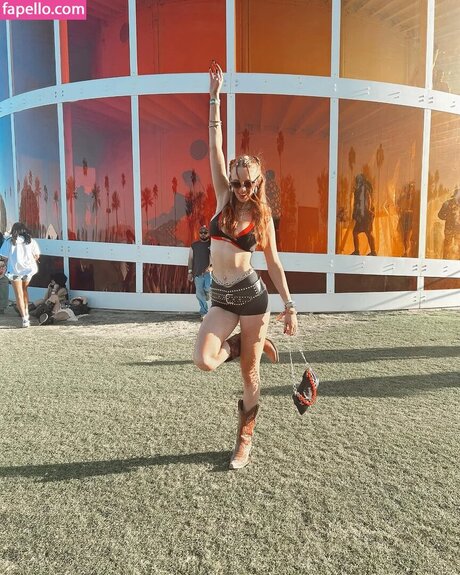 Malley Doherty high quality actress gallery