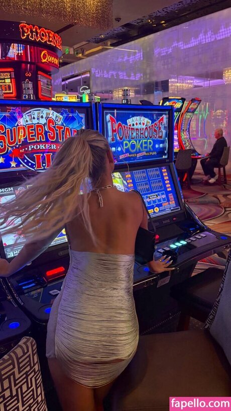 Emma Pillemer top model photo