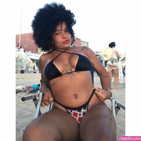 Karol De Souza model sex photos