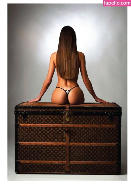 Elisa Dupuy xxx model photos