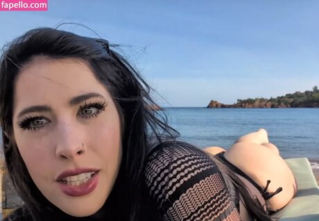 Fishtank pornstar exclusive picture