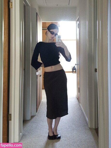 zoeplzshutup free pornstar img