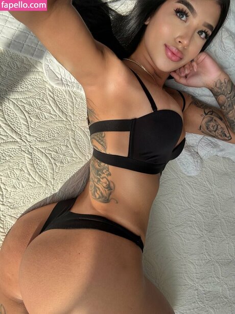 Esmeralda Arango star hot picture