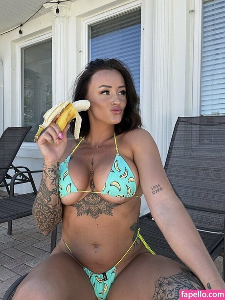 tattedlilbfitxoxovip pornographic actress image