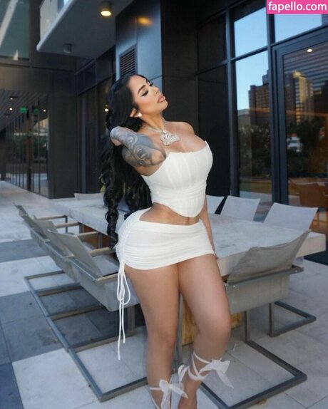 thekatmichelee star beautiful pic