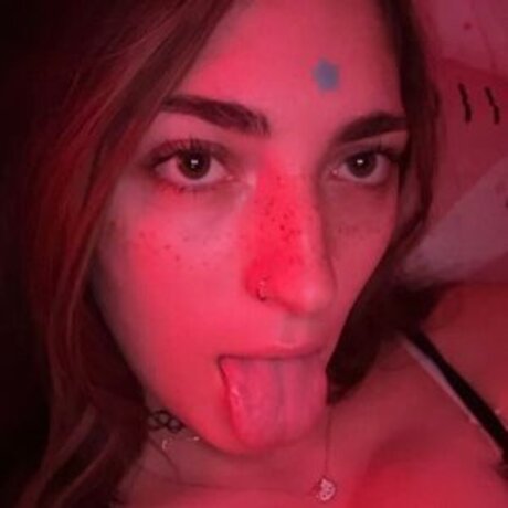 amandakat13 model adult img