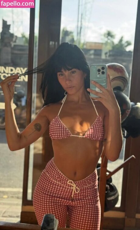 frida reed nice actress pic