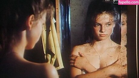 Julia Brendler nude model img