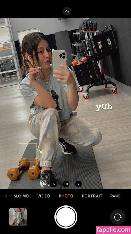 mcd00dle actress photo