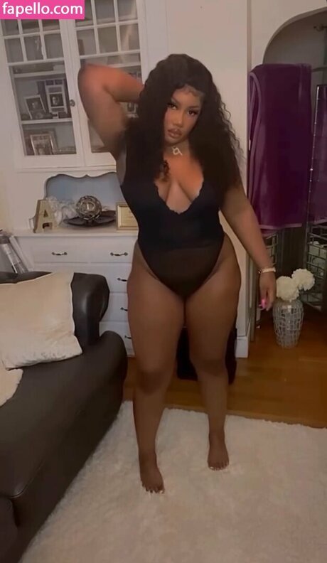 Punkythesinger high quality actress pics