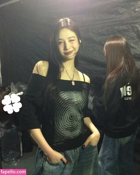 Park Soo young xxx star images