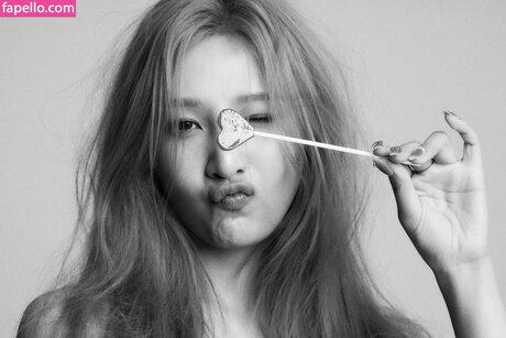 Park Soo young exclusive star archive