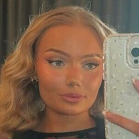 heleneelises model sex archive