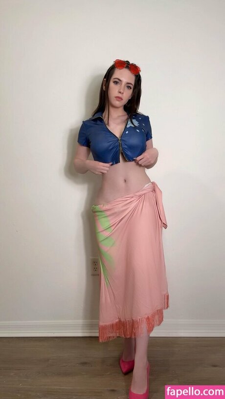 Ursiiday model pretty image