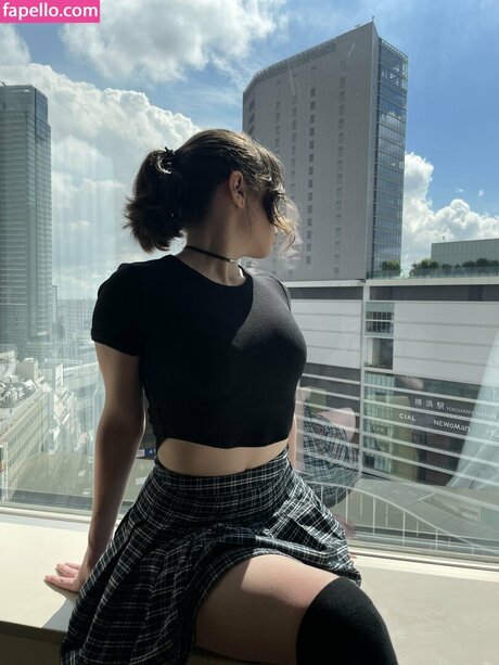 Ursiiday model exclusive image