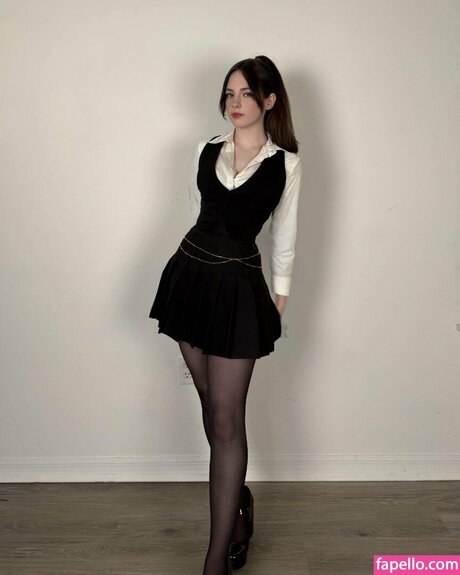 Ursiiday high quality actress galleries